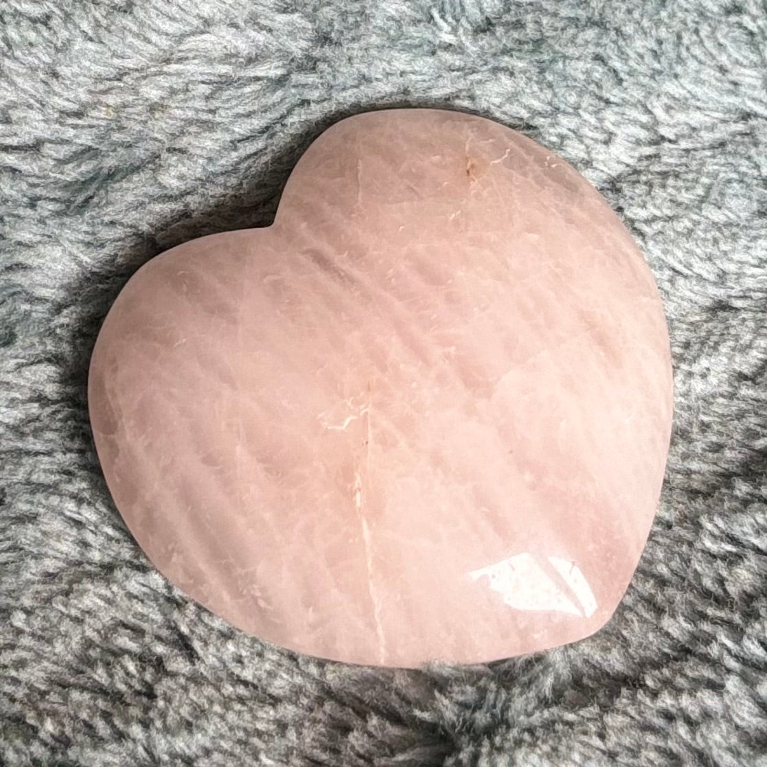 Rose quartz heart Crystal - Witch, Pagan, Witchcraft, Altar, Spiritual