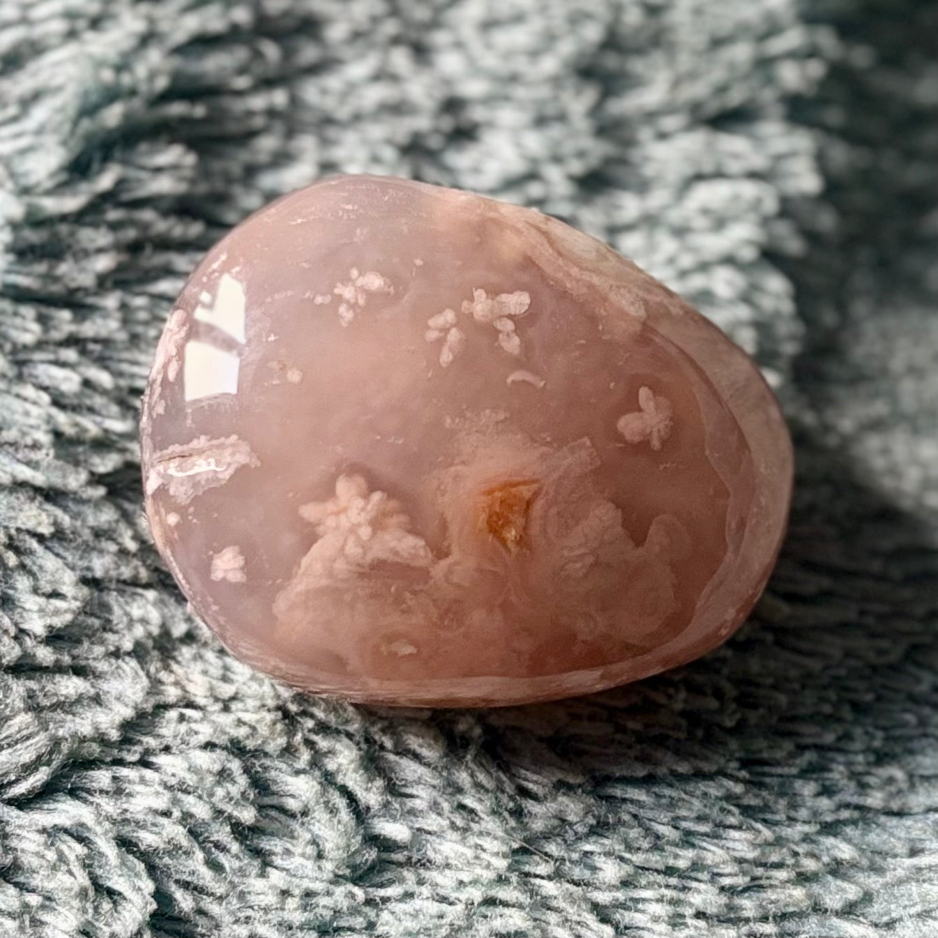 Flower agate palm stone Crystal - Witch, Pagan, Witchcraft, Altar, Spiritual