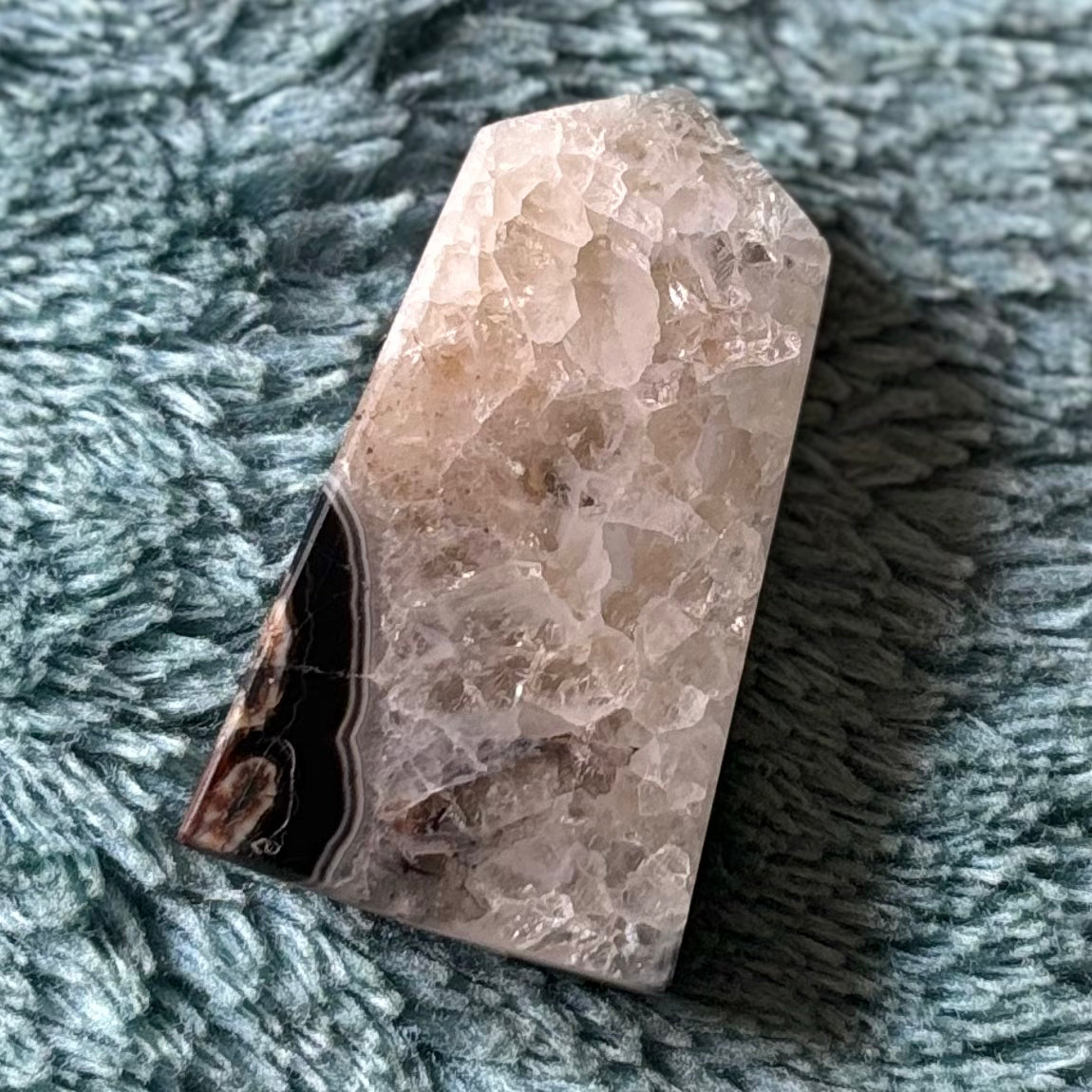 Block agate druzy tower Crystal - Witch, Pagan, Witchcraft, Altar, Spiritual