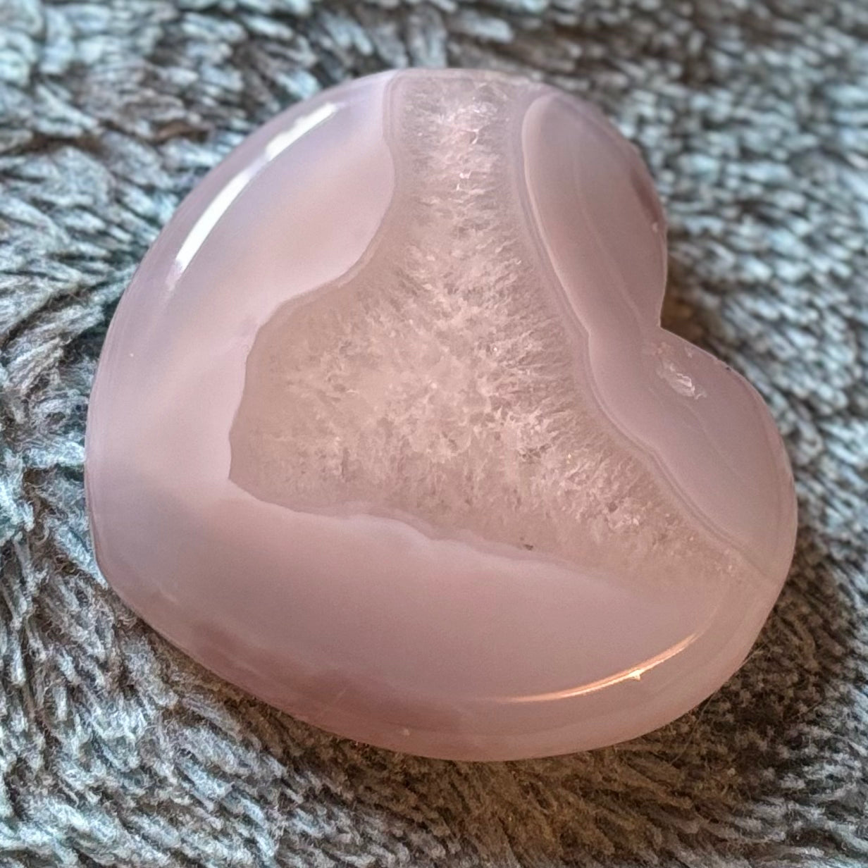 Blue lace agate heart Crystal - Witch, Pagan, Witchcraft, Altar, Spiritual