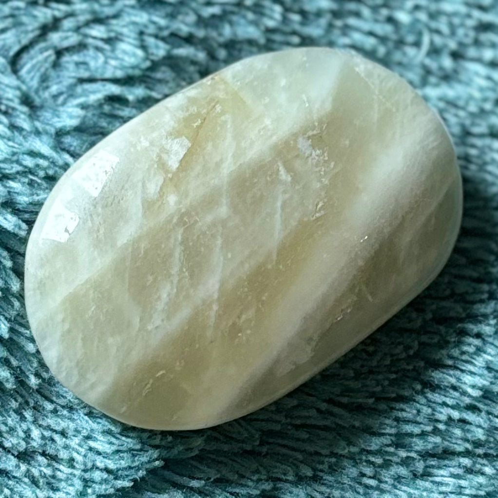 Moonstone palm stone Crystal - Witch, Pagan, Witchcraft, Spiritual