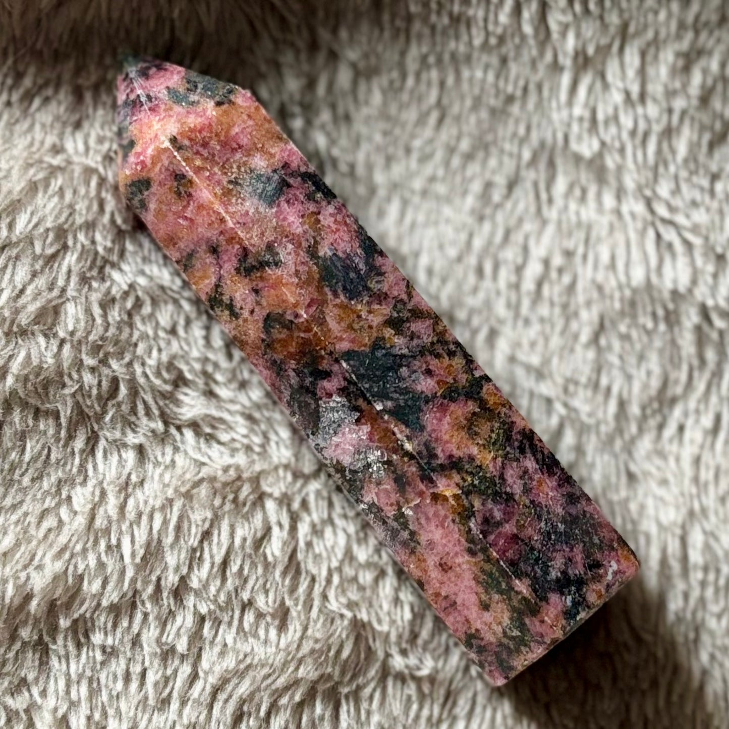 Rhodonite tower Crystal - Witch, Pagan, Witchcraft, Altar, Spiritual