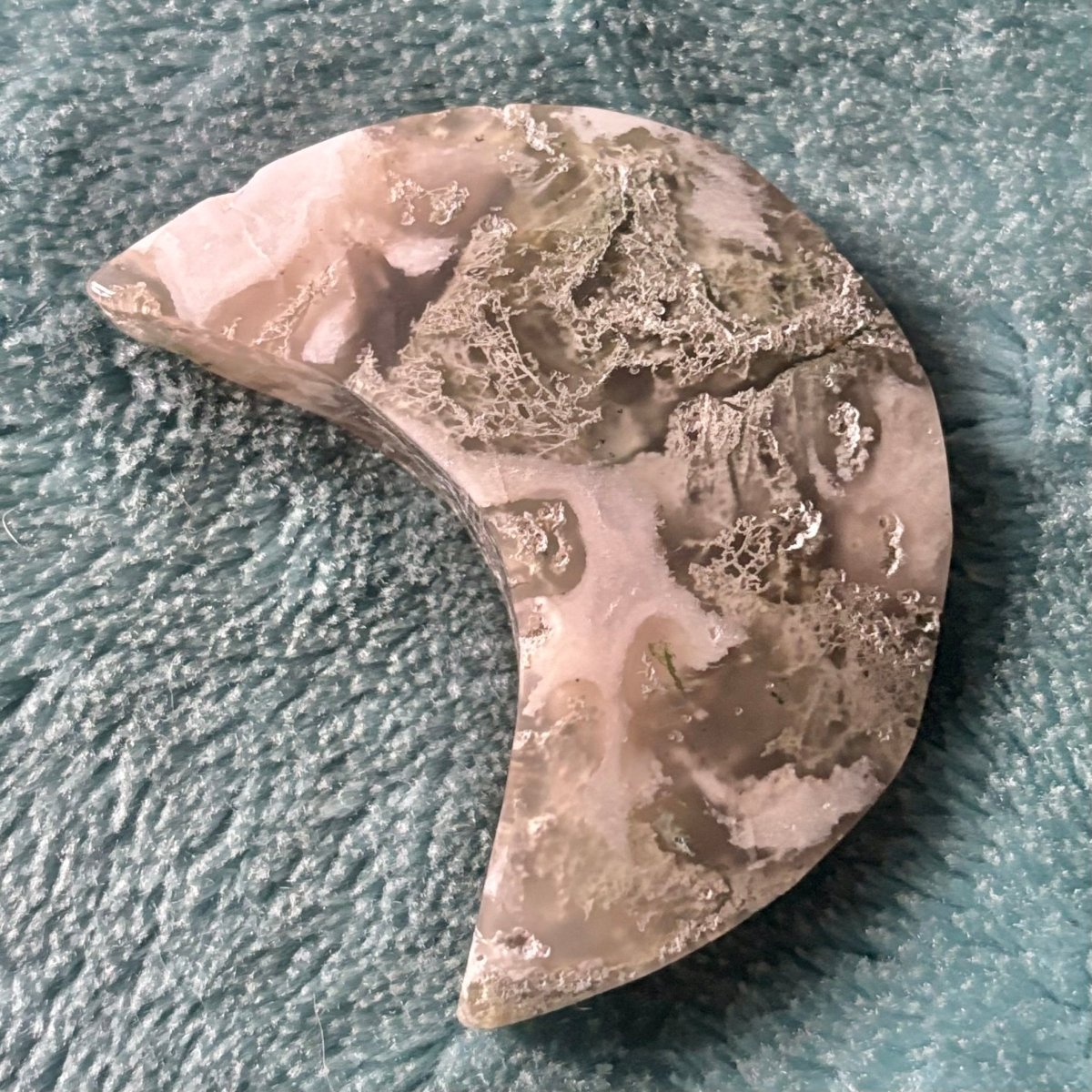 Moss Agate Moon Crystal - Witch, Pagan, Witchcraft, Spiritual