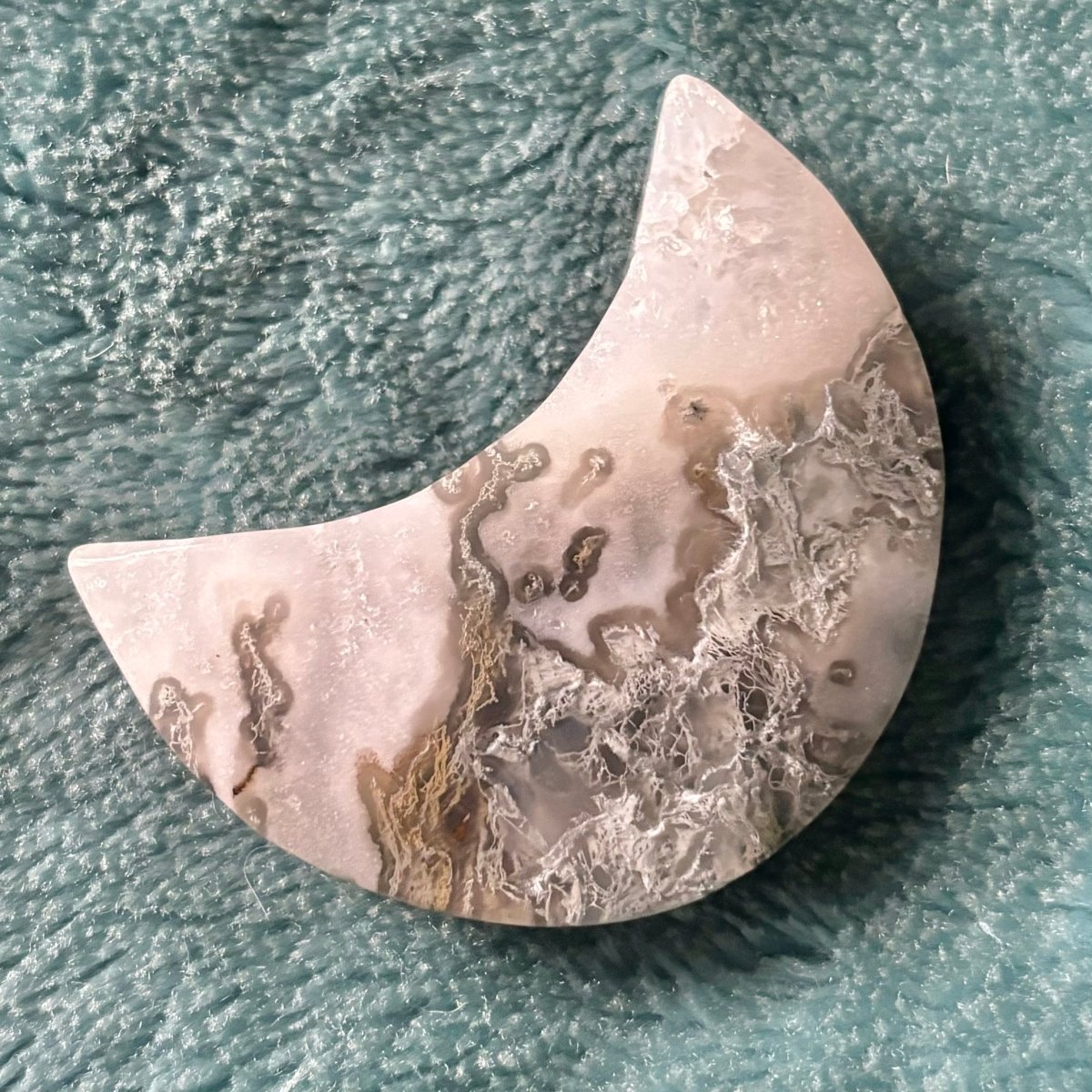 Moss Agate Moon Crystal - Witch, Pagan, Witchcraft, Spiritual