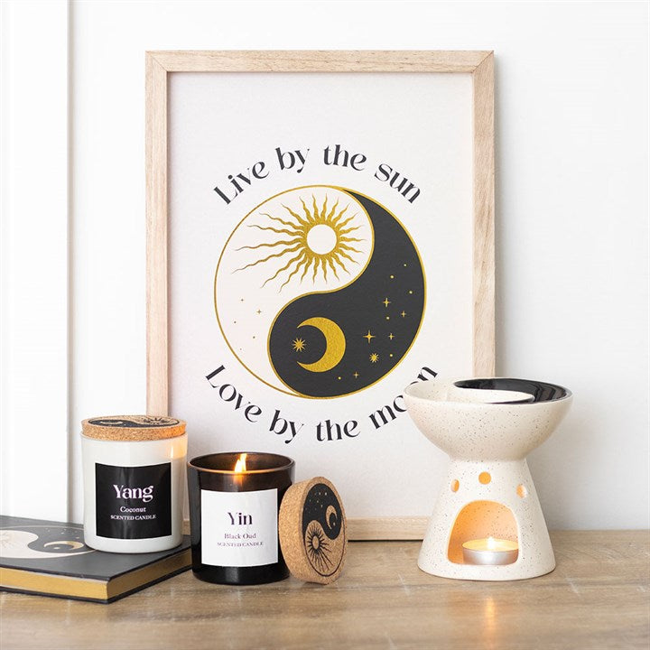Set of 2 Yin Yang Black Oud and Coconut Candles N/A