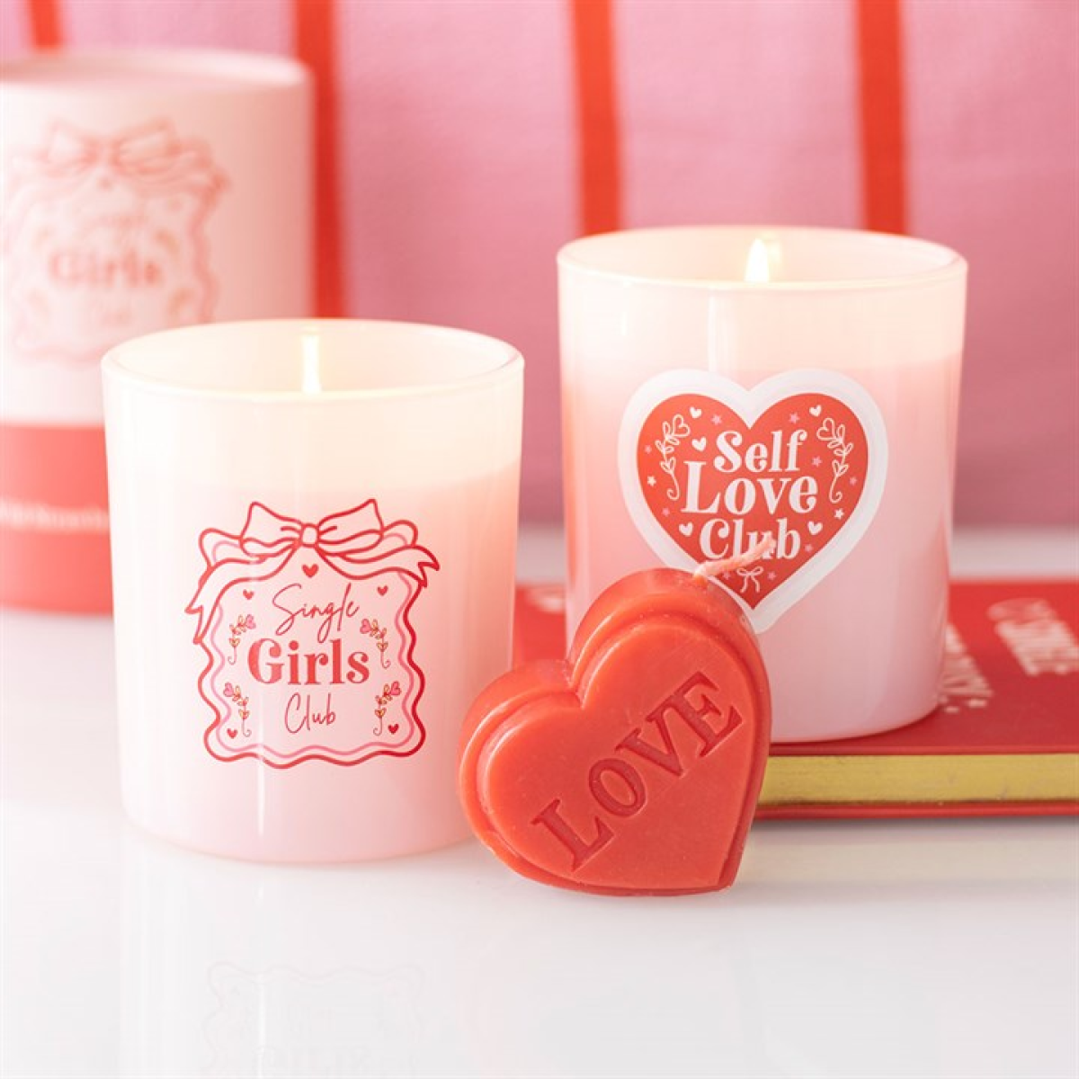 Single Girls Club Wild Strawberry Candle N/A