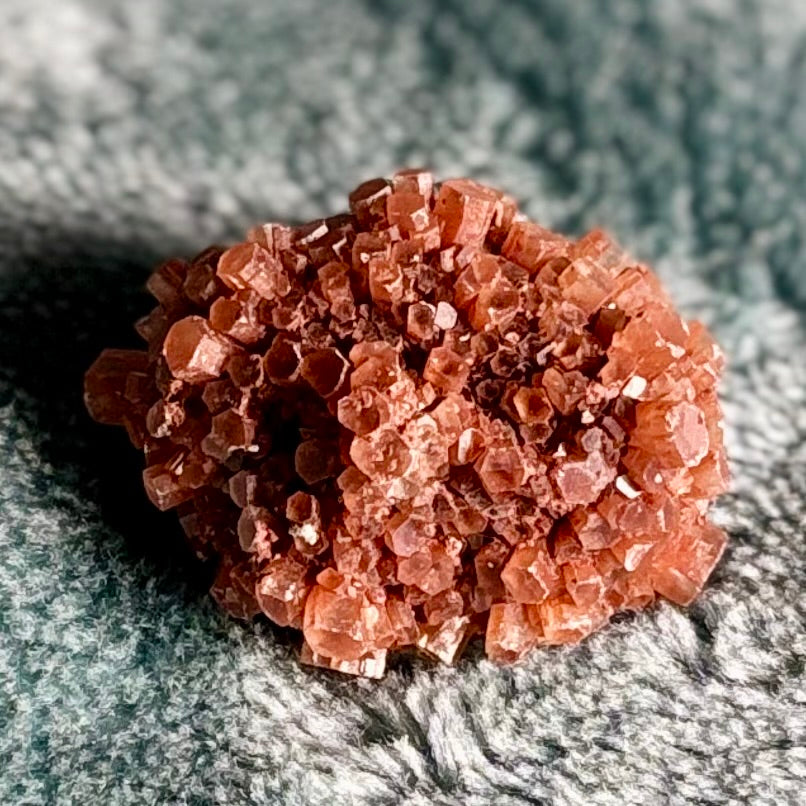 Aragonite cluster