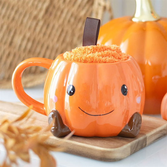Cute Smiling Pumpkin Mug and Socks Set N/A